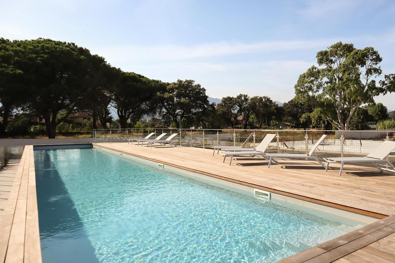 Caladea Locations De 5 Etoiles, Piscine Chauffee Porto-Vecchio (Corsica)