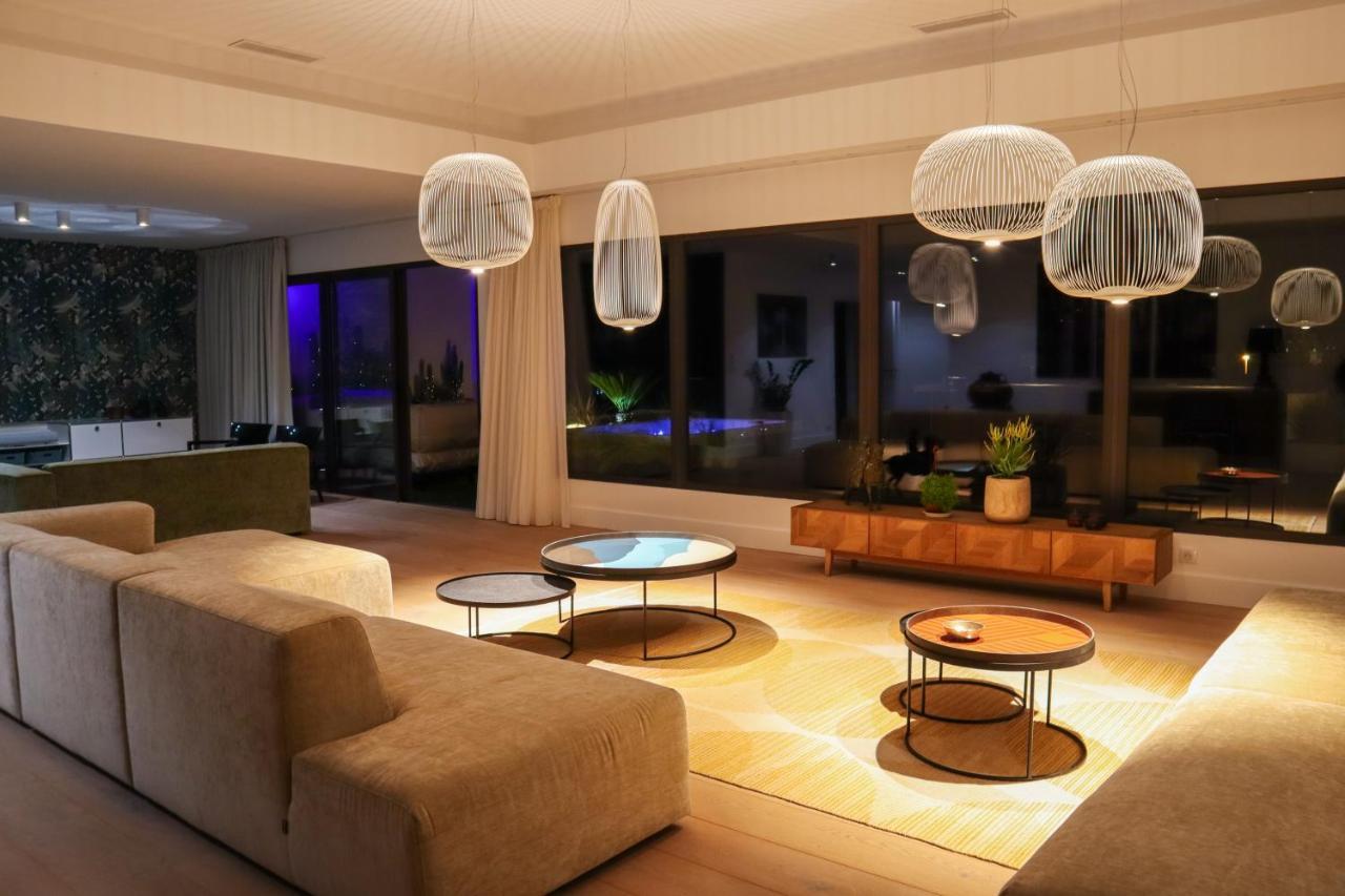 Caladea Locations De 5 Etoiles, Piscine Chauffee Porto-Vecchio (Corsica)