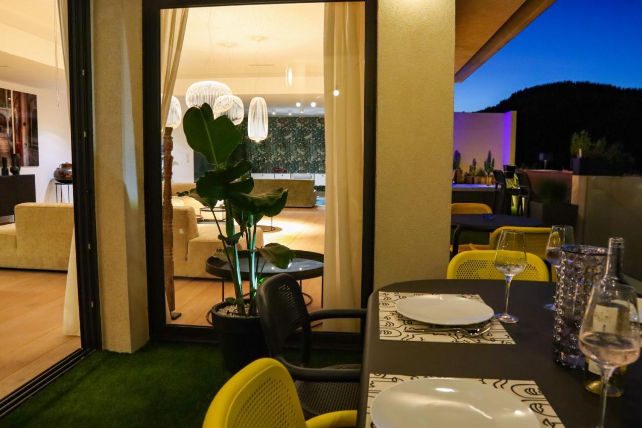 Apartment Caladea Locations De 5 Etoiles, Piscine Chauffee *