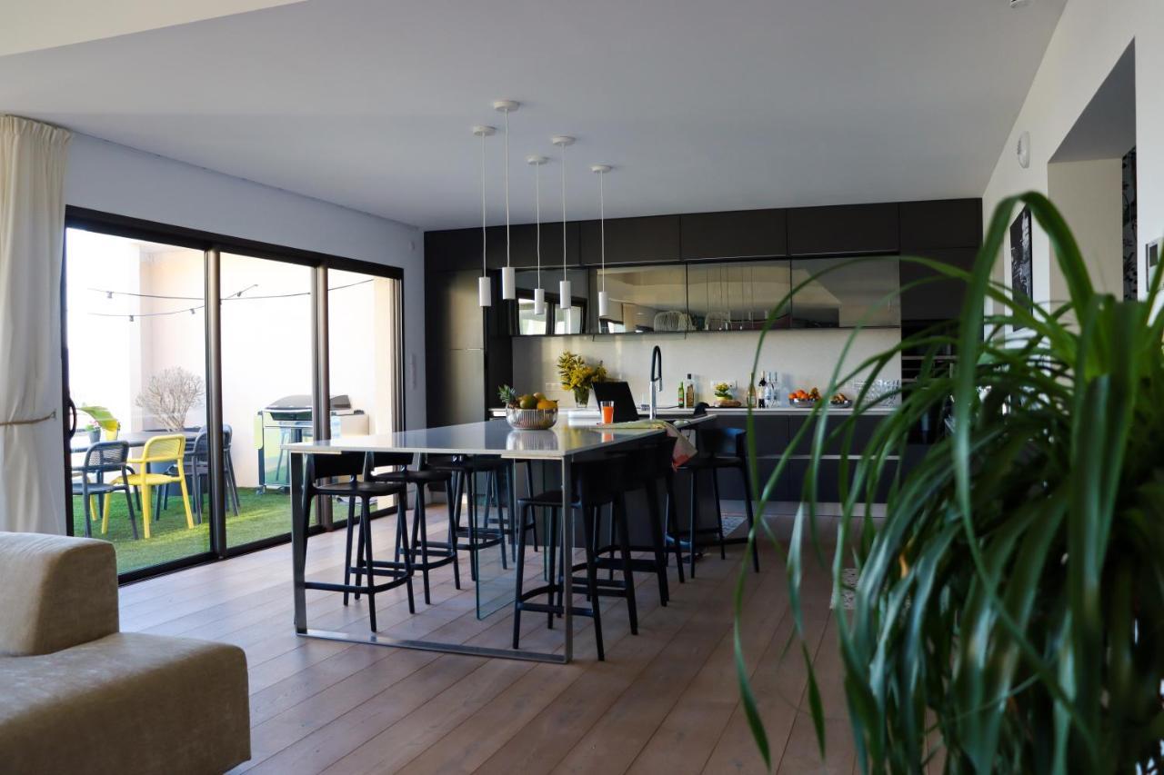 Apartment Caladea Locations De 5 Etoiles, Piscine Chauffee